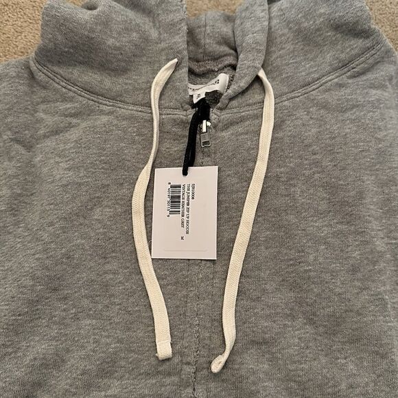 Bandier NYW Medium Grey Zip Up - Picture 3 of 5